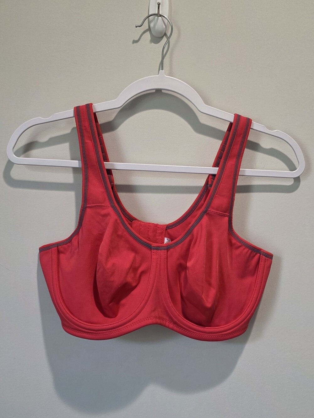 Wacoal Simone Sport Underwire Bra 38C